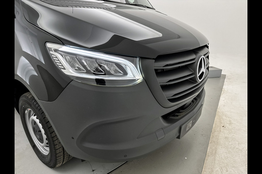 Mercedes-Benz Sprinter 317 1.9 CDI L3H2 Select Navigatie 3500kg trekhaak Stoel en stuurverwarming Parkeerpakket Betimmering
