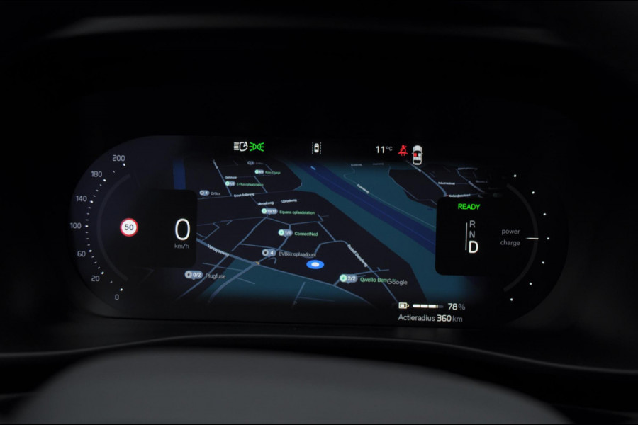 Volvo EX40 252PK Automaat Single Ext. Range Core Business / Driver Assist / Adaptieve cruise control / BLIS / Stoel - en stuurwielverwarming / Pakeersensoren met camera / Apple carplay /