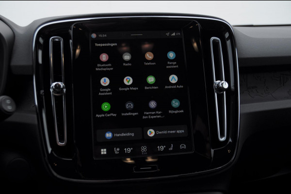 Volvo EX40 252PK Automaat Single Ext. Range Core Business / Driver Assist / Adaptieve cruise control / BLIS / Stoel - en stuurwielverwarming / Pakeersensoren met camera / Apple carplay /
