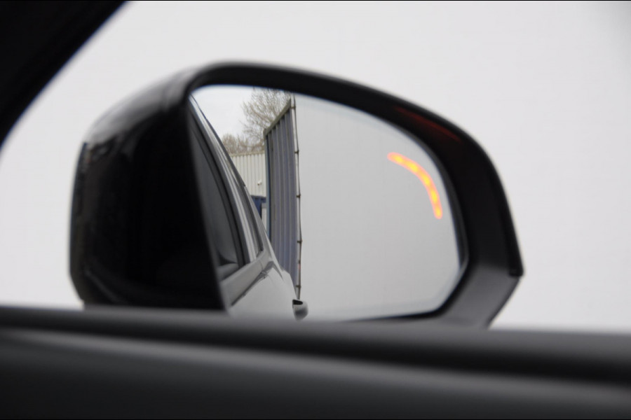 Volvo EX40 252PK Automaat Single Ext. Range Core Business / Driver Assist / Adaptieve cruise control / BLIS / Stoel - en stuurwielverwarming / Pakeersensoren met camera / Apple carplay /