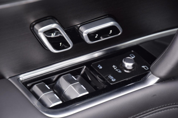 Land Rover Range Rover P550e HSE PHEV