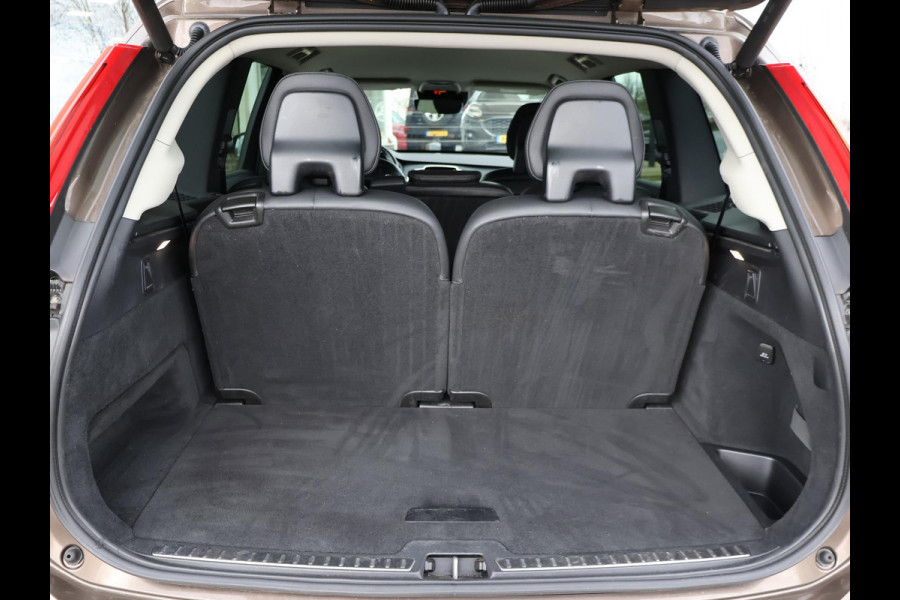 Volvo XC90 2.0 D4 190 PK AWD AUT. 7-PERS. + CARPLAY | TREKHAAK 1800 KG | ADAPTIVE CRUISE | LEDER | 20 INCH | STOELVERW.