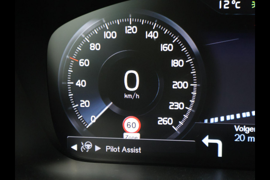 Volvo XC90 2.0 D4 190 PK AWD AUT. 7-PERS. + CARPLAY | TREKHAAK 1800 KG | ADAPTIVE CRUISE | LEDER | 20 INCH | STOELVERW.