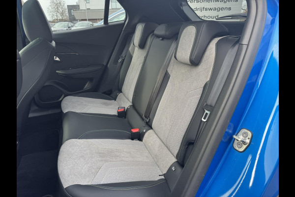 Peugeot e-2008 EV Allure 50 kWh 136pk Stoelverwarming