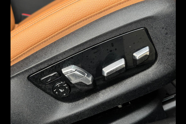 BMW 5 Serie Touring 520e Business Edition Plus, lederen sportinterieur, elect bedienbare trekhaak, 1 e eigenaar, NL auto met nap