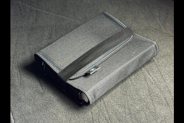 BMW 5 Serie Touring 520e Business Edition Plus, lederen sportinterieur, elect bedienbare trekhaak, 1 e eigenaar, NL auto met nap