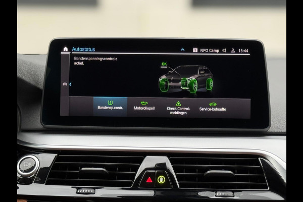 BMW 5 Serie Touring 520e Business Edition Plus, lederen sportinterieur, elect bedienbare trekhaak, 1 e eigenaar, NL auto met nap