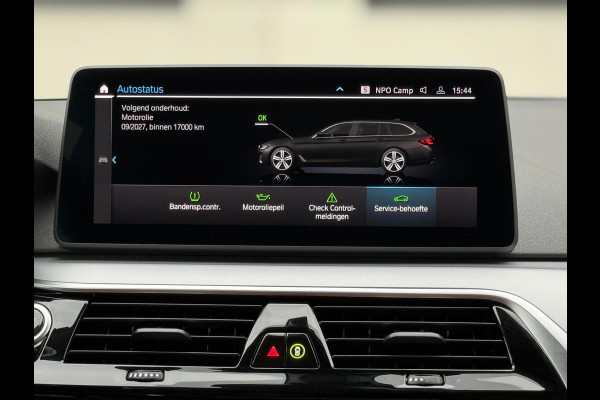BMW 5 Serie Touring 520e Business Edition Plus, lederen sportinterieur, elect bedienbare trekhaak, 1 e eigenaar, NL auto met nap