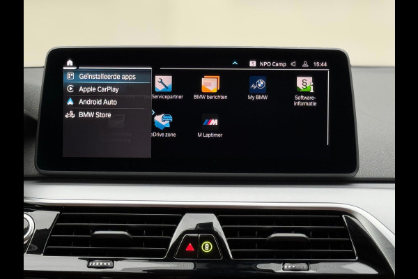 BMW 5 Serie Touring 520e Business Edition Plus, lederen sportinterieur, elect bedienbare trekhaak, 1 e eigenaar, NL auto met nap