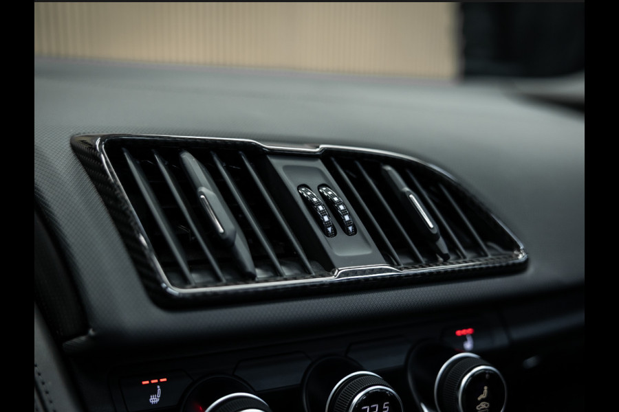 Audi R8 Spyder 5.2 FSI performance S tron. quat. Spyder Volledig Carbon | Audi R8 Performance Sportstoelen | fabrieksgarntie t/m 04-27