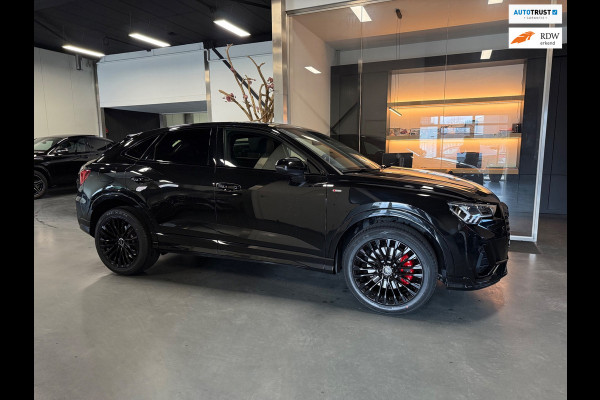 Audi Q3 Sportback 45 TFSI e 3 X S line Sfeerverl. Keyless Camera