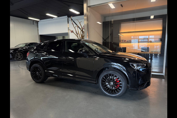 Audi Q3 Sportback 45 TFSI e 3 X S line Sfeerverl. Keyless Camera