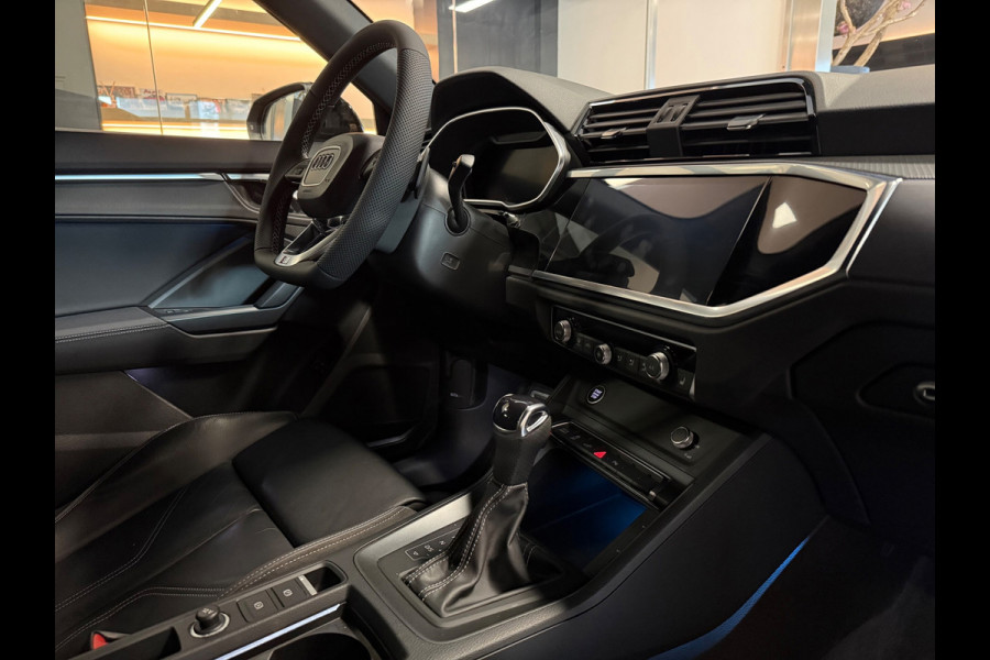 Audi Q3 Sportback 45 TFSI e 3 X S line Sfeerverl. Keyless Camera