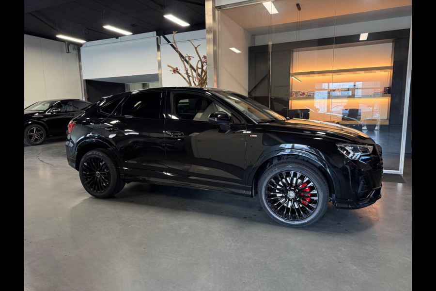 Audi Q3 Sportback 45 TFSI e 3 X S line Sfeerverl. Keyless Camera