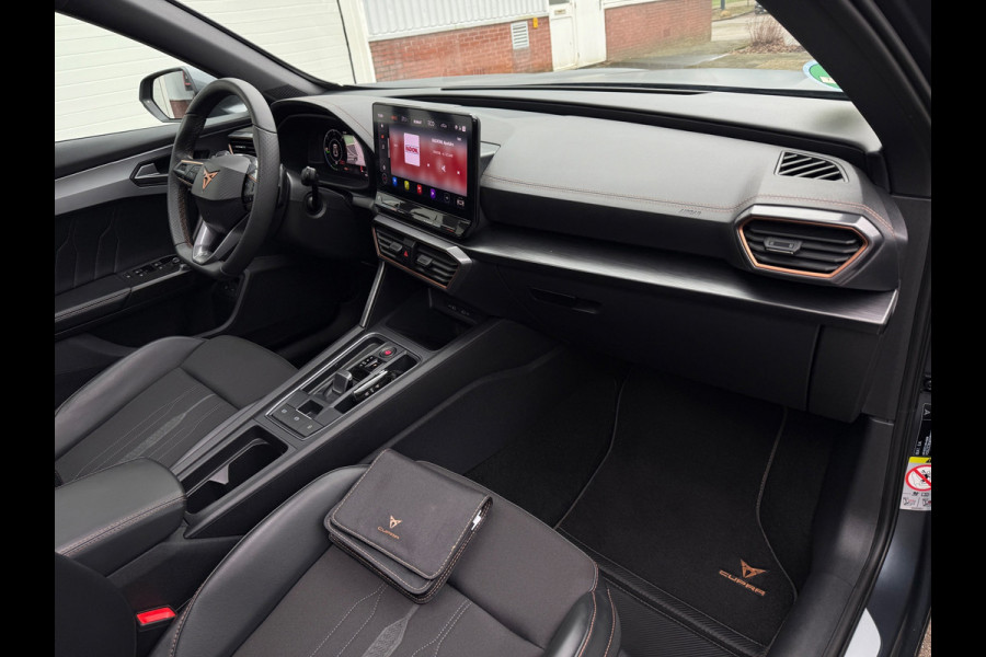 CUPRA Formentor 1.4 e-Hybrid VZ 2022 PERFORMANCE COPPER PANO ACC LEDER LUXE