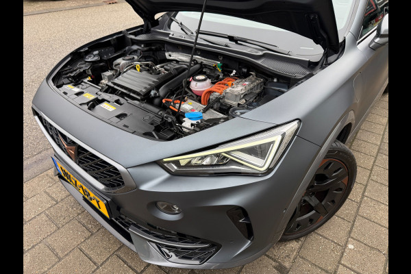 CUPRA Formentor 1.4 e-Hybrid VZ 2022 PERFORMANCE COPPER PANO ACC LEDER LUXE