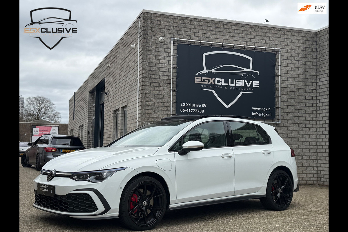 Volkswagen Golf 1.4 eHybrid GTE Pano/Camera/HUD/Keyless