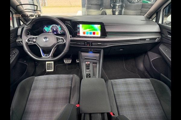 Volkswagen Golf 1.4 eHybrid GTE Pano/Camera/HUD/Keyless