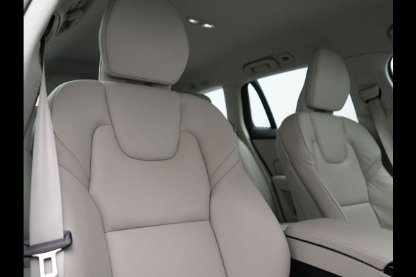 Volvo V60 T6 AWD Core Bright LONG RANGE Plug In Hybrid 350pk Dealer O.H. PHEV | Camera | Lederen Sportstoelen & Stuur Verwarmd | Google Assistent | Apple Carplay | Keyless | Achterbank Verwarmd | Navigatie | DAB | Virtual | 18"L.M |