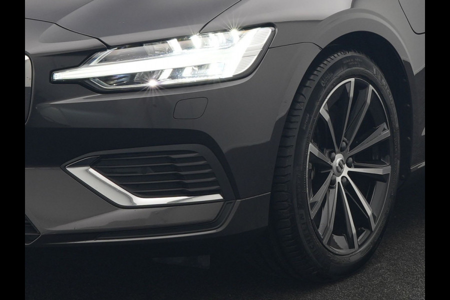 Volvo V60 T6 AWD Core Bright LONG RANGE Plug In Hybrid 350pk Dealer O.H. PHEV | Camera | Lederen Sportstoelen & Stuur Verwarmd | Google Assistent | Apple Carplay | Keyless | Achterbank Verwarmd | Navigatie | DAB | Virtual | 18"L.M |
