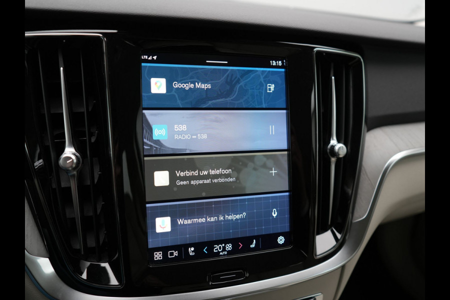 Volvo V60 T6 AWD Core Bright LONG RANGE Plug In Hybrid 350pk Dealer O.H. PHEV | Camera | Lederen Sportstoelen & Stuur Verwarmd | Google Assistent | Apple Carplay | Keyless | Achterbank Verwarmd | Navigatie | DAB | Virtual | 18"L.M |