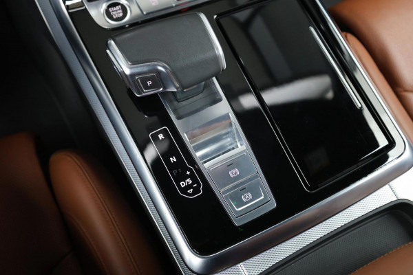 Audi Q8 55 TFSI e quattro S-line BTW/MATRIX+LED/VIRTUAL/SFEER/PANO/LEER+S.VERWARMING+VERKOELING/22"LMV/360/ACC/ECC/12 MDN GARANTIE