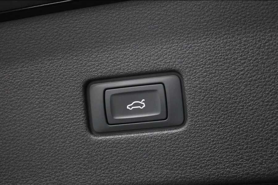 Audi Q8 55 TFSI e quattro S-line BTW/MATRIX+LED/VIRTUAL/SFEER/PANO/LEER+S.VERWARMING+VERKOELING/22"LMV/360/ACC/ECC/12 MDN GARANTIE