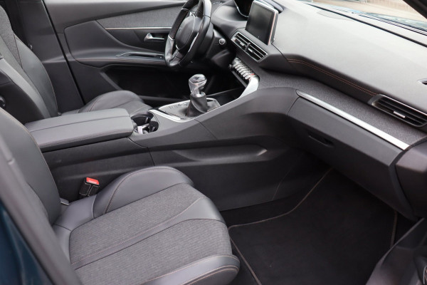 Peugeot 5008 1.2 PT GT-Line 7-persoons org.NL schuifdak trekhaak el.klep camera