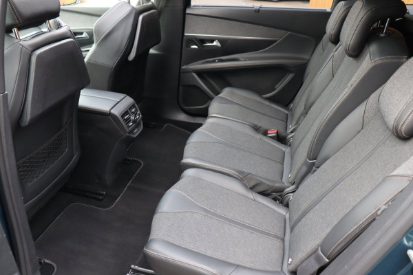 Peugeot 5008 1.2 PT GT-Line 7-persoons org.NL schuifdak trekhaak el.klep camera