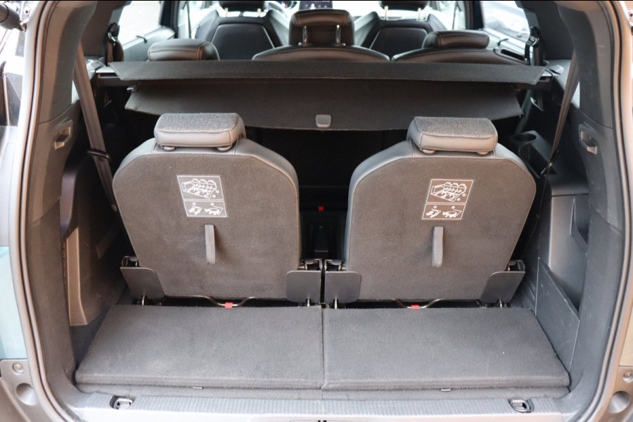 Peugeot 5008 1.2 PT GT-Line 7-persoons org.NL schuifdak trekhaak el.klep camera