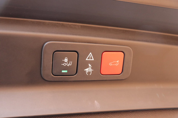 Peugeot 5008 1.2 PT GT-Line 7-persoons org.NL schuifdak trekhaak el.klep camera