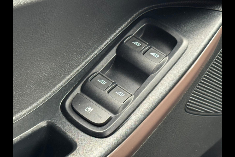 Ford Ka+ 1.2 Active Sport, afneembare trekhaak, cruise controle, vele opties, bleuthooth