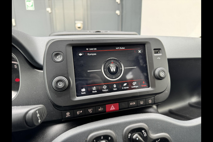 Fiat Panda 1.0 Hybrid Cross | Climate control | Apple Carplay | Prijs is rijklaar