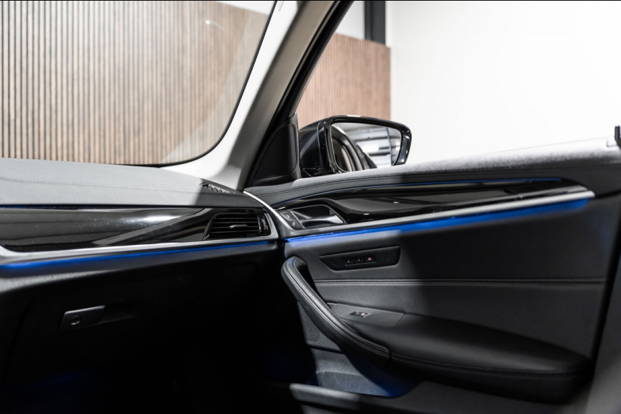 BMW 5 Serie Touring 520i High Executive NAP PDC Leder Dealer OH