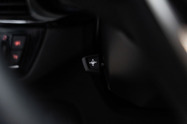 BMW 5 Serie Touring 520i High Executive NAP PDC Leder Dealer OH