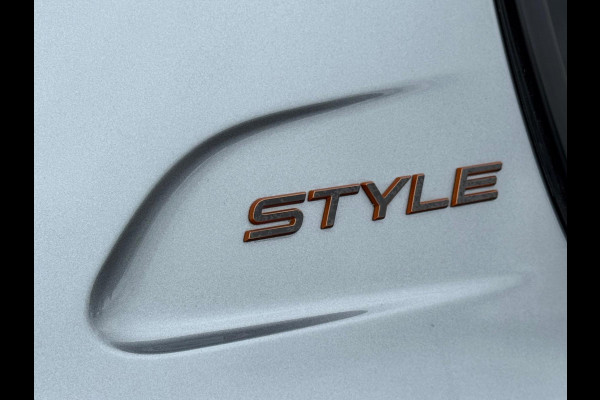 Peugeot 208 1.2 PureTech 100 Style, parkeersensoren, navigatie, multimedia, led verlichting