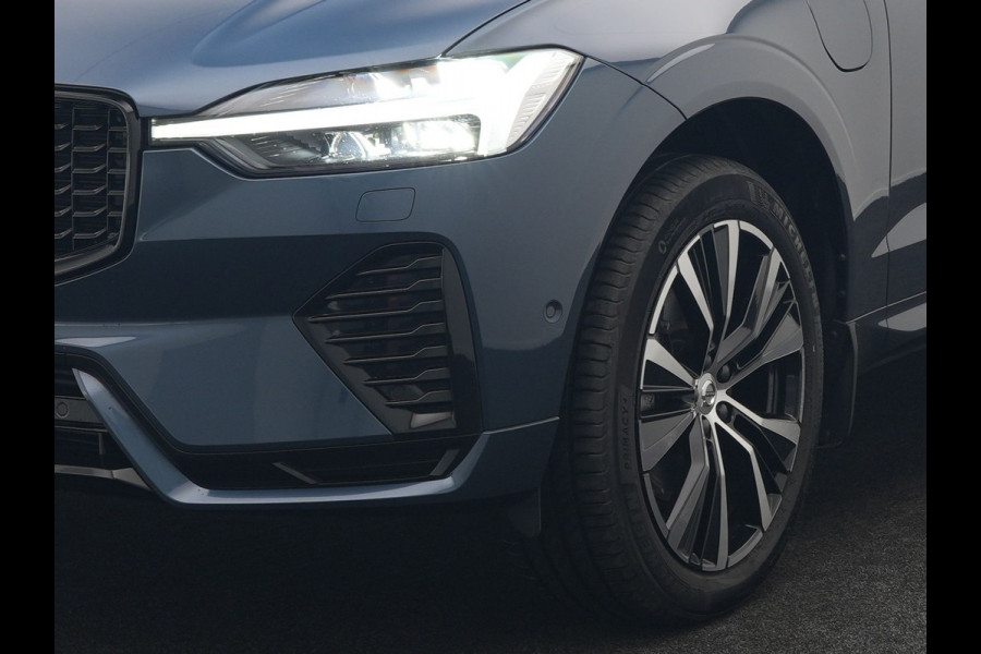 Volvo XC60 T6 AWD Ultimate Dark LONG RANGE Plug In Hybrid 350pk Dealer O.H. PHEV | Trekhaak Af Fabriek | Panodak | Adaptive Cruise | 360 Camera | Harman / Kardon | Lederen Sportstoelen Memory & Verwarmd | Google Assistent | Apple Carplay | Keyless | Stuur Verwarmd |