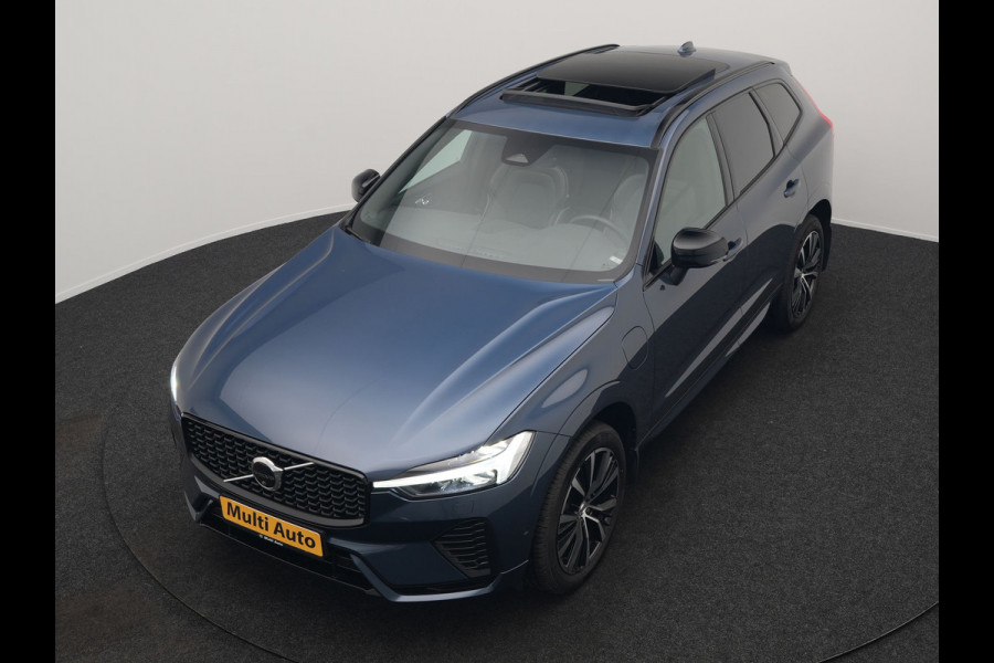 Volvo XC60 T6 AWD Ultimate Dark LONG RANGE Plug In Hybrid 350pk Dealer O.H. PHEV | Trekhaak Af Fabriek | Panodak | Adaptive Cruise | 360 Camera | Harman / Kardon | Lederen Sportstoelen Memory & Verwarmd | Google Assistent | Apple Carplay | Keyless | Stuur Verwarmd |