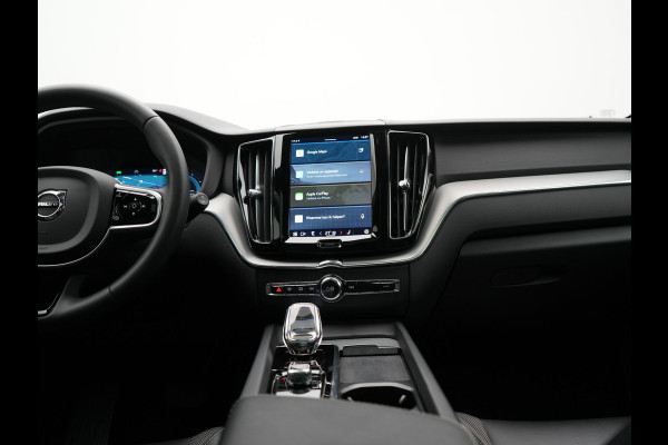 Volvo XC60 T6 AWD Ultimate Dark LONG RANGE Plug In Hybrid 350pk Dealer O.H. PHEV | Trekhaak Af Fabriek | Panodak | Adaptive Cruise | 360 Camera | Harman / Kardon | Lederen Sportstoelen Memory & Verwarmd | Google Assistent | Apple Carplay | Keyless | Stuur Verwarmd |