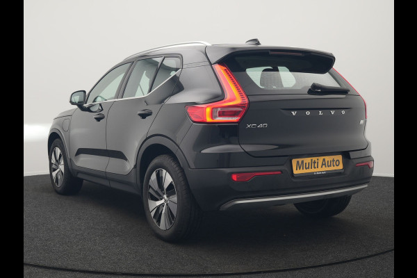 Volvo XC40 T4 Plus Bright Plug In Hybrid 211pk Dealer O.H. PHEV | Trekhaak Af Fabriek | Camera | Harman / Kardon | Sportstoelen Memory & Verwarmd | Keyless | Stuur Verwarmd | Apple Carplay | Virtual | Navigatie | DAB |