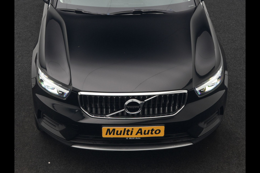 Volvo XC40 T4 Plus Bright Plug In Hybrid 211pk Dealer O.H. PHEV | Trekhaak Af Fabriek | Camera | Harman / Kardon | Sportstoelen Memory & Verwarmd | Keyless | Stuur Verwarmd | Apple Carplay | Virtual | Navigatie | DAB |