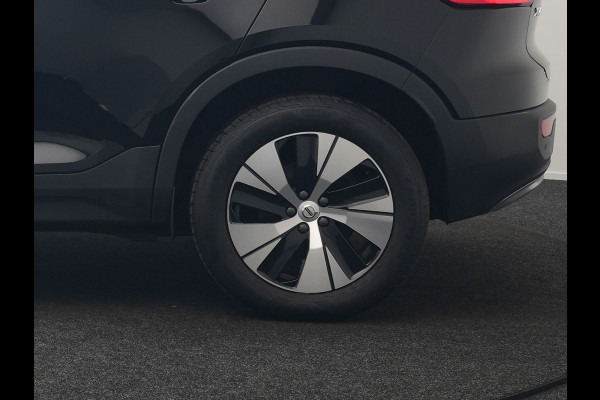 Volvo XC40 T4 Plus Bright Plug In Hybrid 211pk Dealer O.H. PHEV | Trekhaak Af Fabriek | Camera | Harman / Kardon | Sportstoelen Memory & Verwarmd | Keyless | Stuur Verwarmd | Apple Carplay | Virtual | Navigatie | DAB |