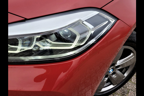 BMW 1-serie 118i High Exe, Mokka leer, Trekhaak (1e eig. BTW NAP)