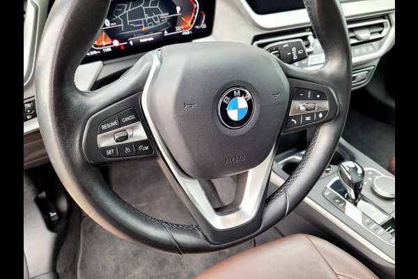 BMW 1-serie 118i High Exe, Mokka leer, Trekhaak (1e eig. BTW NAP)