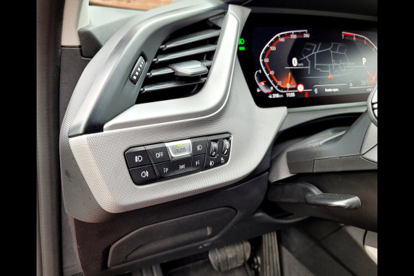 BMW 1-serie 118i High Exe, Mokka leer, Trekhaak (1e eig. BTW NAP)