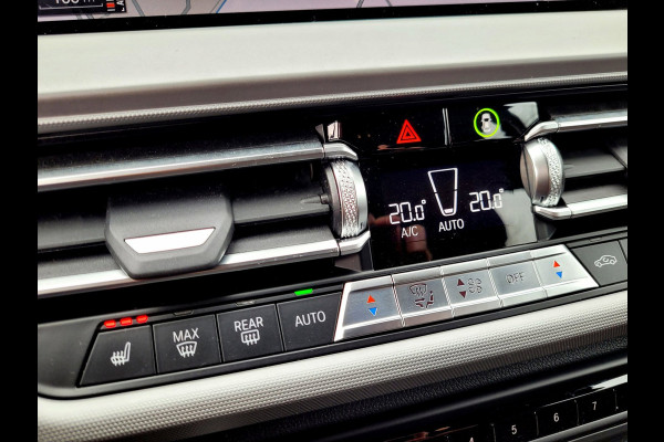 BMW 1-serie 118i High Exe, Mokka leer, Trekhaak (1e eig. BTW NAP)