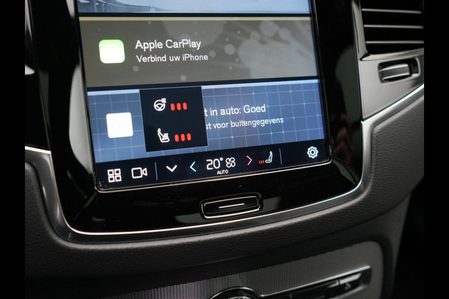 Volvo XC90 T8 Recharge AWD Plus Dark 7 Persoons LONG RANGE Plug In Hybrid 455pk Dealer O.H. PHEV | Trekhaak Af Fabriek | Panodak | Adaptive Cruise | Camera | Harman / Kardon | Lederen Sportstoelen Memory & Verwarmd | Google Assistent | Stuur Verwarmd | Keyless | Blis | 22"L.M |