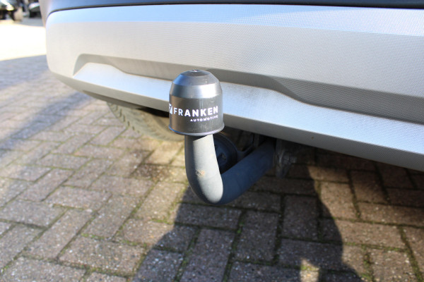 Opel Crossland 1.2 Turbo Ultimate | Trekhaak | Head-up | Panoramadak | Camera | Navigatie