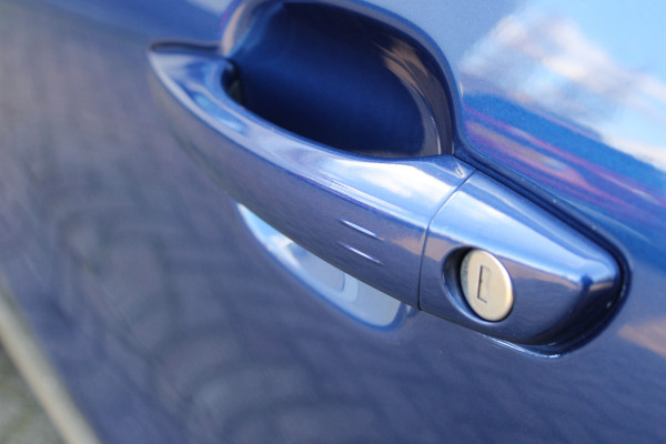 Opel Crossland 1.2 Turbo Ultimate | Trekhaak | Head-up | Panoramadak | Camera | Navigatie