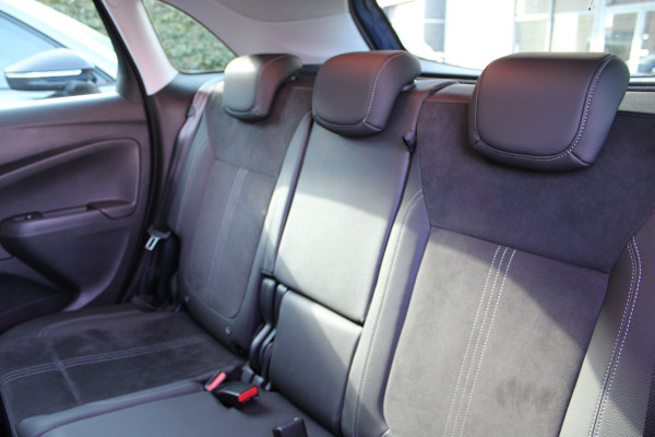 Opel Crossland 1.2 Turbo Ultimate | Trekhaak | Head-up | Panoramadak | Camera | Navigatie